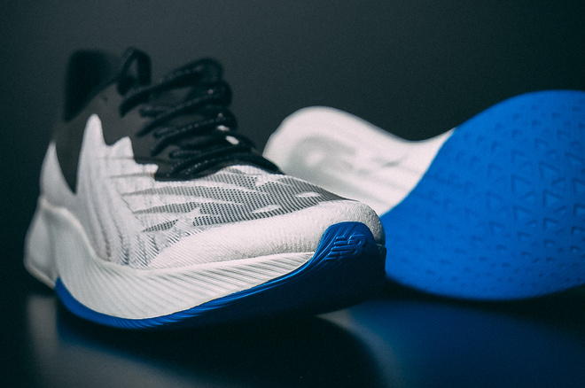 碳板时代｜New Balance FuelCell TC  5280演变出的竞训之道