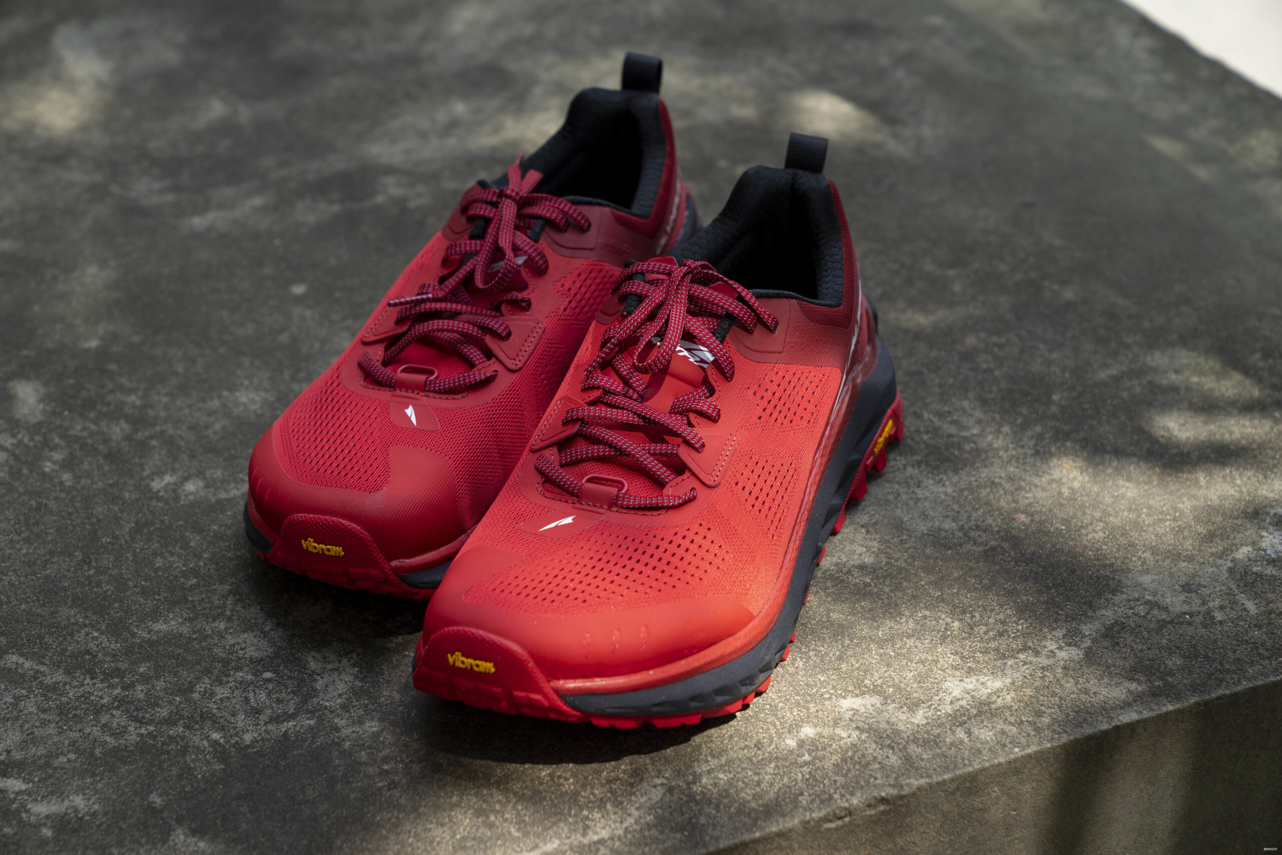 到第四代的Olympus，终于迎来了全新的革命