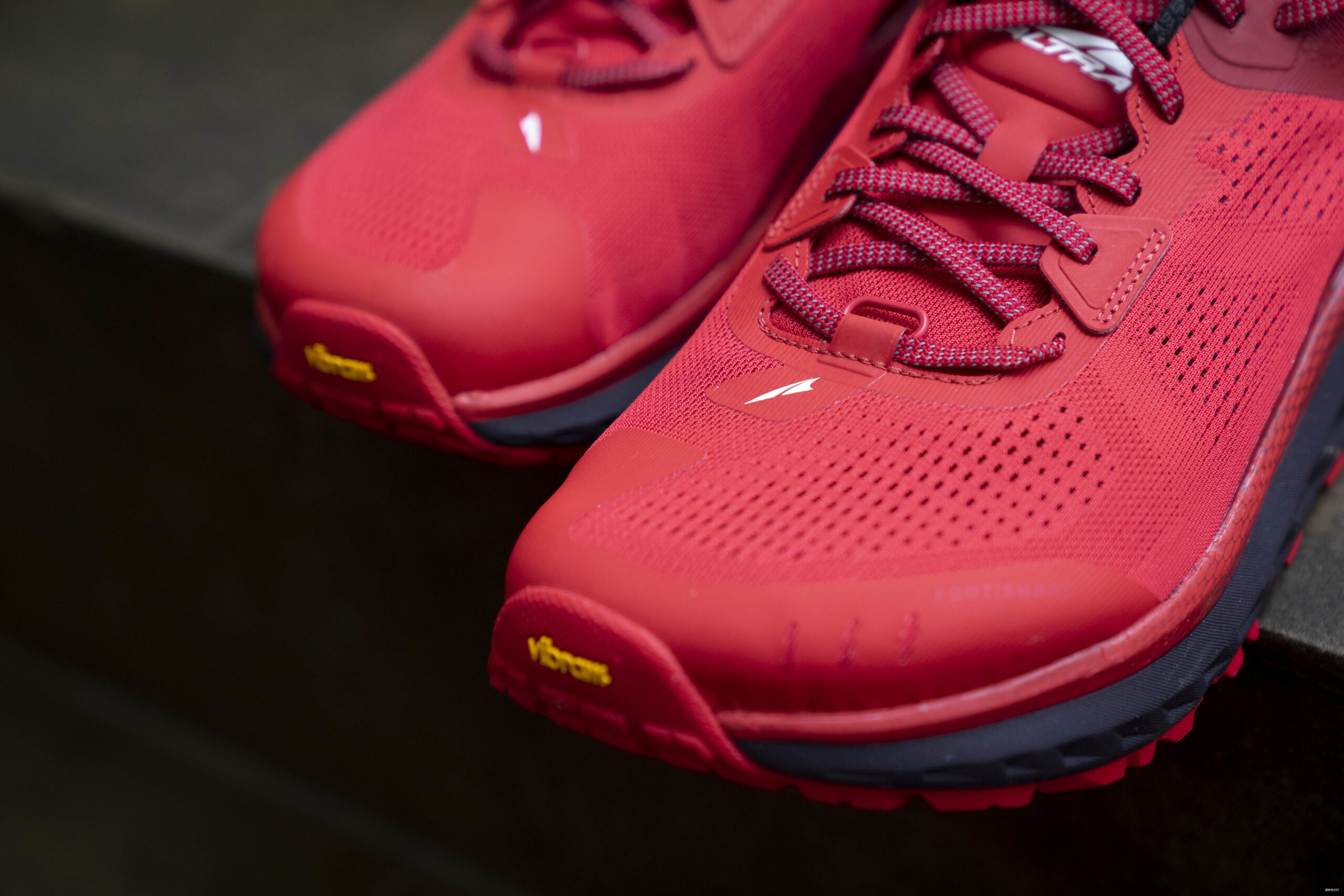 到第四代的Olympus，终于迎来了全新的革命