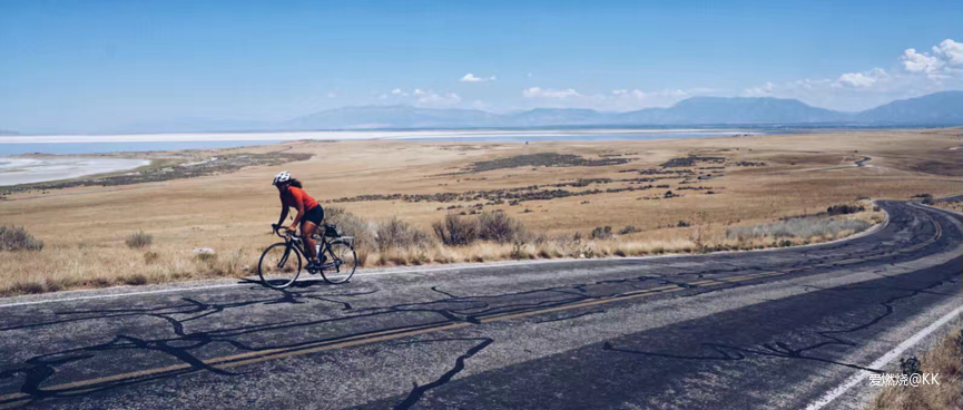 到第四代的Olympus，终于迎来了全新的革命