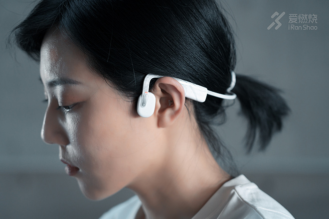 Open的运动耳机，绝不是Move时听个响儿