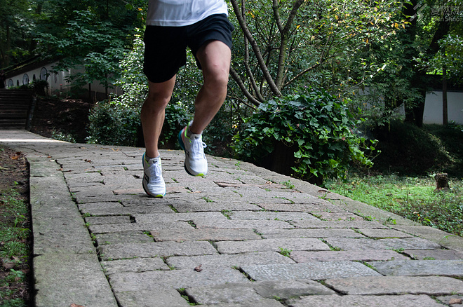 跑鞋｜负责到底 Saucony Endorphin Pro & Endorphin Speed