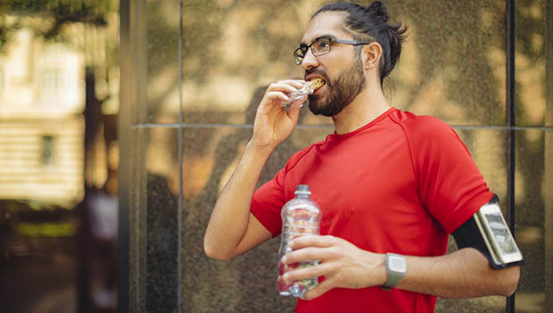 跑步时补给老被人拿走？ 教你如何保护你的夏日救命神器