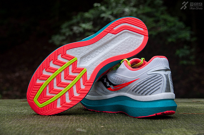 跑鞋｜负责到底 Saucony Endorphin Pro & Endorphin Speed