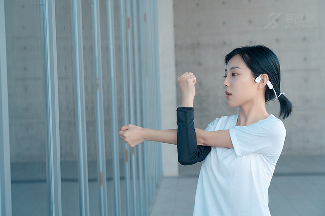 Open的运动耳机，绝不是Move时听个响儿