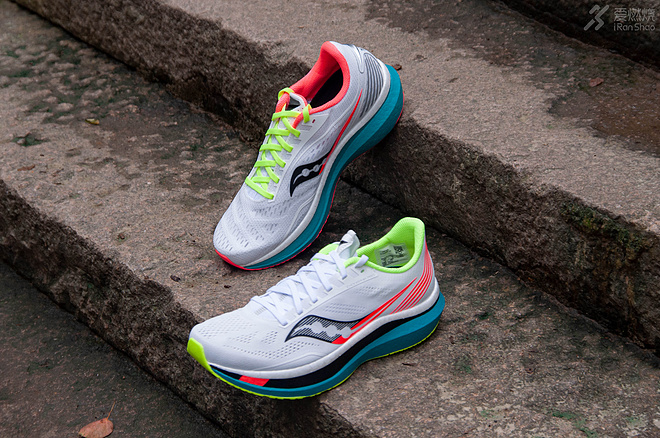 跑鞋｜负责到底 Saucony Endorphin Pro & Endorphin Speed