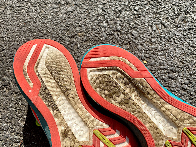 跑鞋｜负责到底 Saucony Endorphin Pro & Endorphin Speed