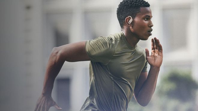 跑步时到底要不要戴耳机