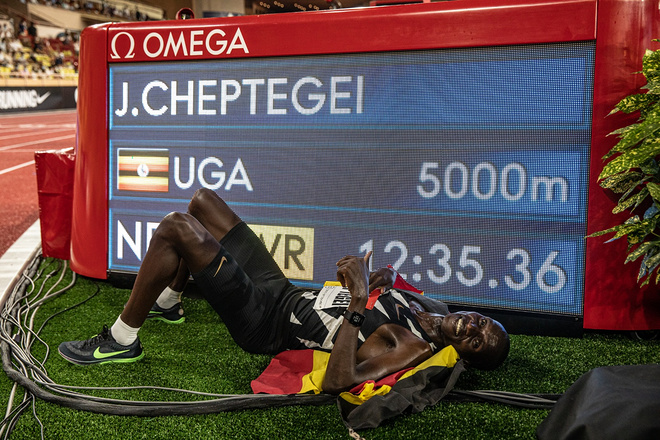 人物 | 新5000米世界纪录保持者切普特盖：纪录收割机，跑坛新天王