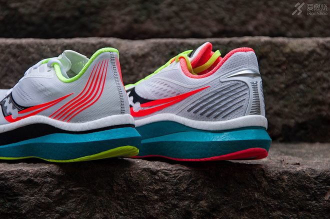 跑鞋｜负责到底 Saucony Endorphin Pro & Endorphin Speed