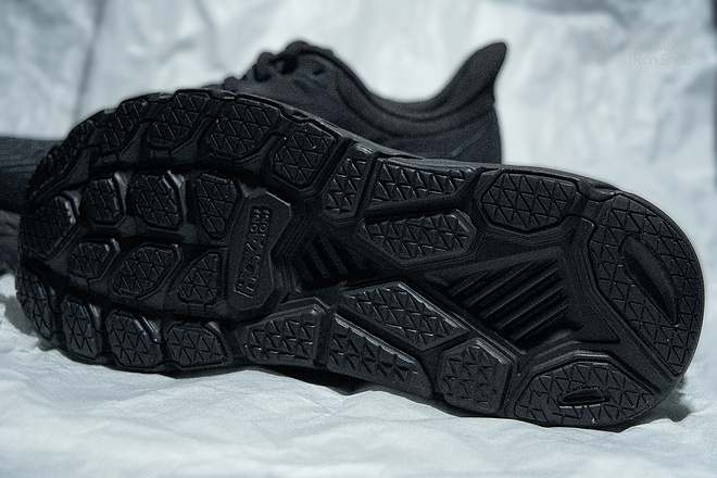 跑鞋 | 能跑+够潮= HOKA ONE ONE CLIFTON 7