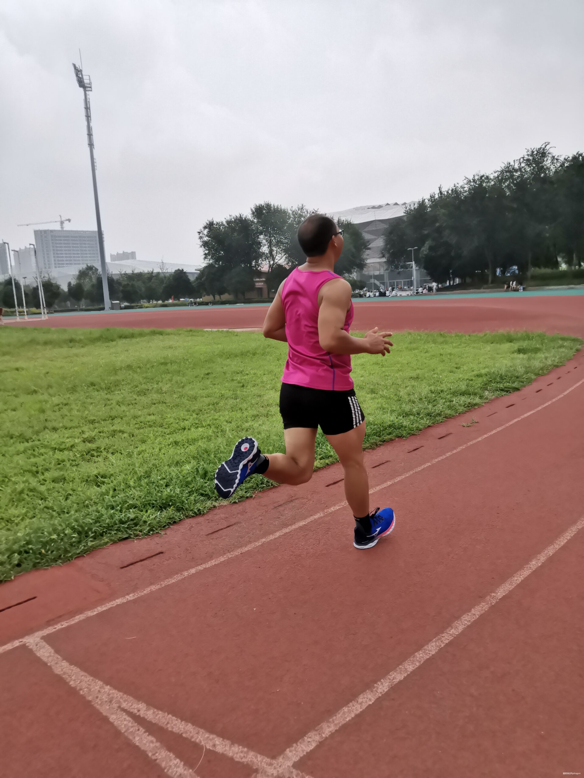 Mizuno美津浓舒适包裹慢跑鞋WAVE SKY NEO众测报告