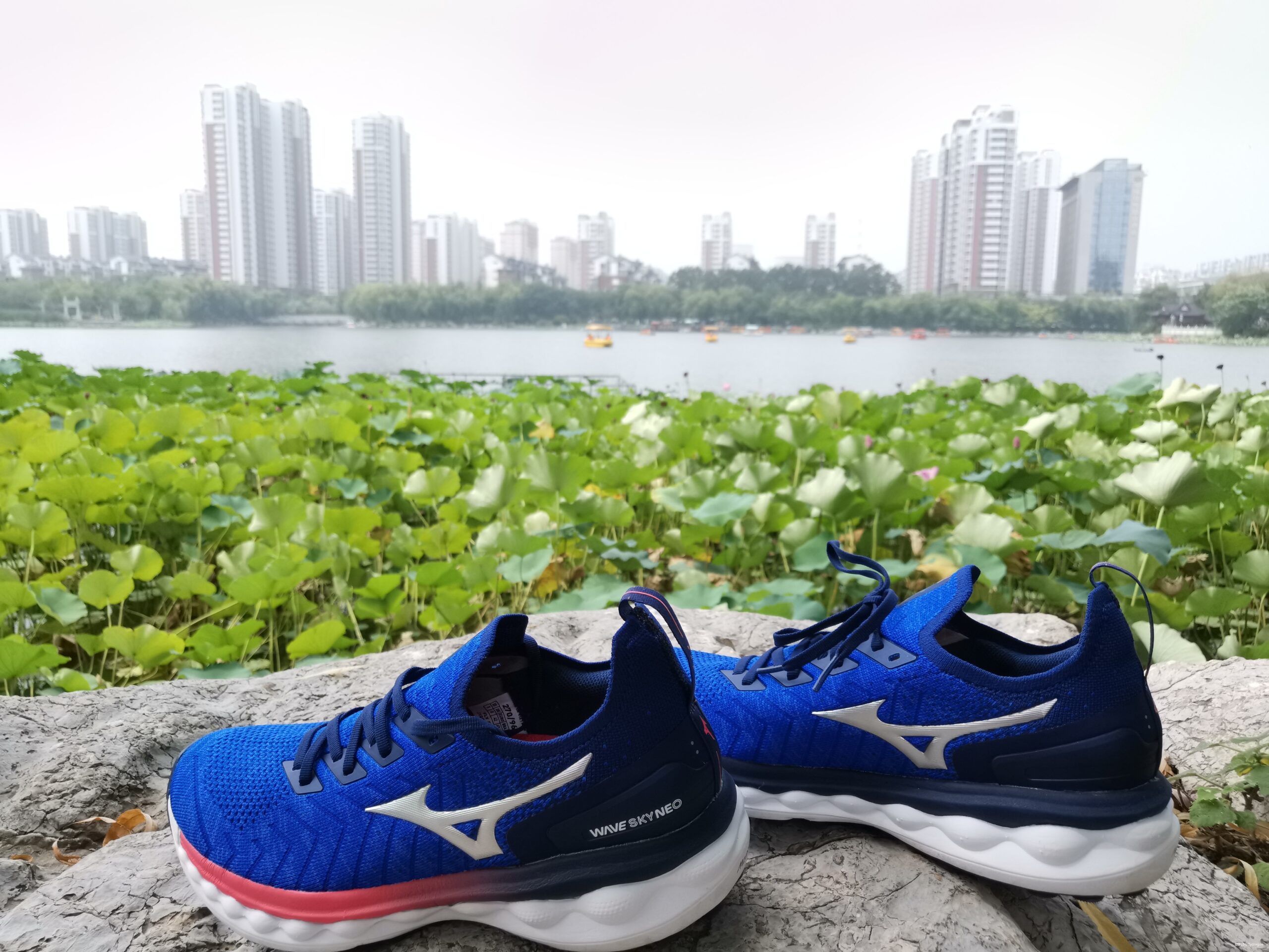 Mizuno美津浓舒适包裹慢跑鞋WAVE SKY NEO众测报告