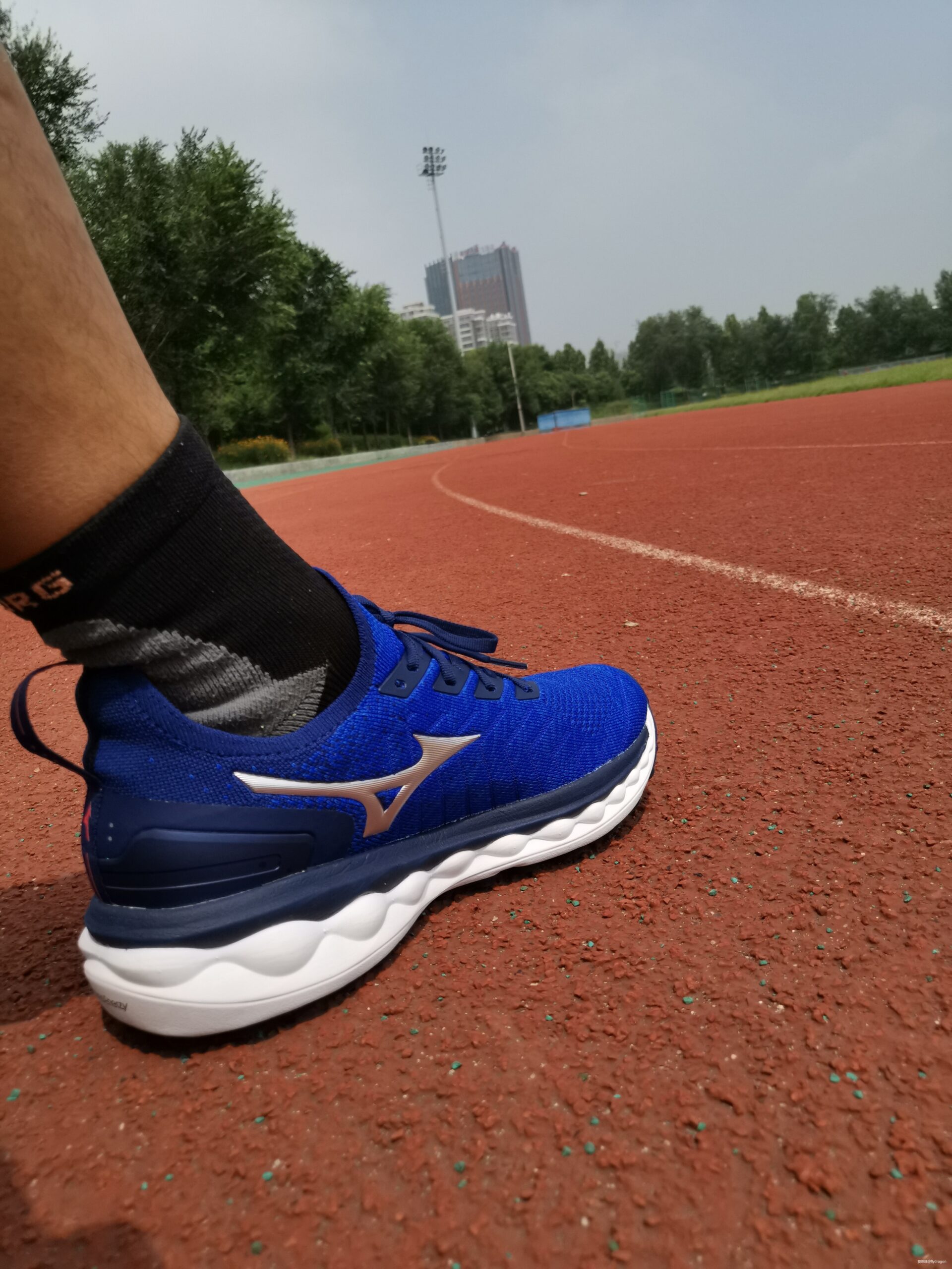 Mizuno美津浓舒适包裹慢跑鞋WAVE SKY NEO众测报告