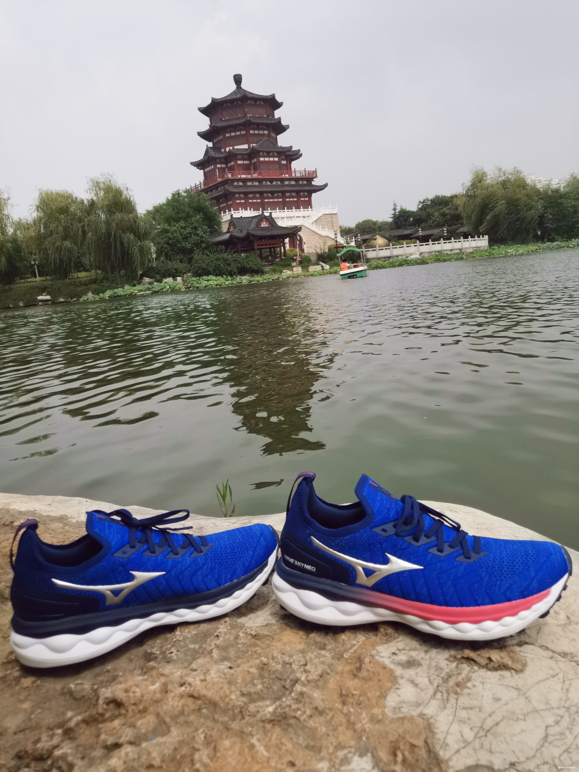 Mizuno美津浓舒适包裹慢跑鞋WAVE SKY NEO众测报告