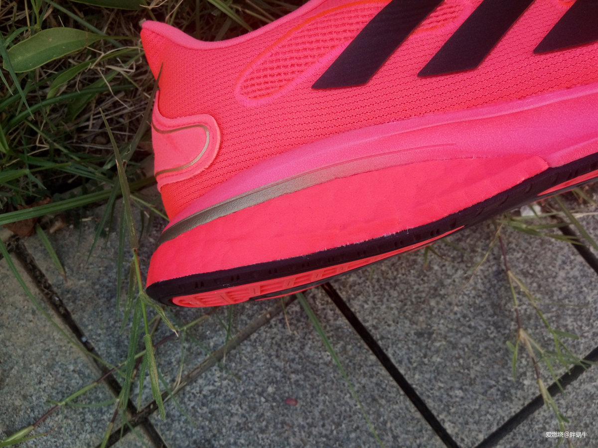 助你轻松奔跑，adidas Supernova跑鞋体验