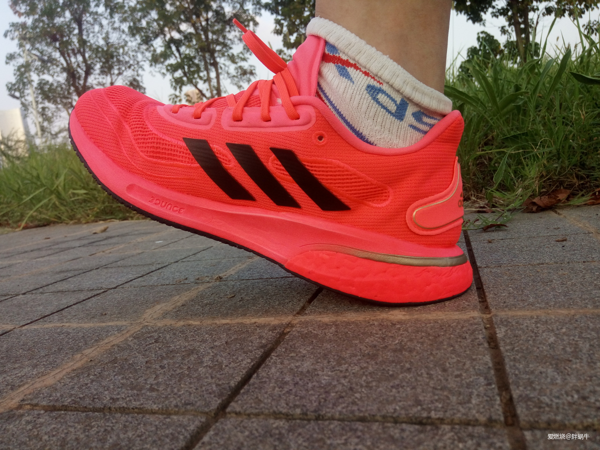 助你轻松奔跑，adidas Supernova跑鞋体验
