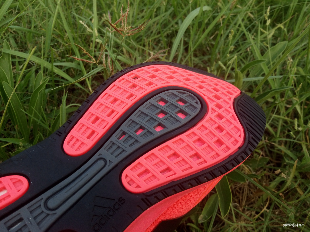 助你轻松奔跑，adidas Supernova跑鞋体验