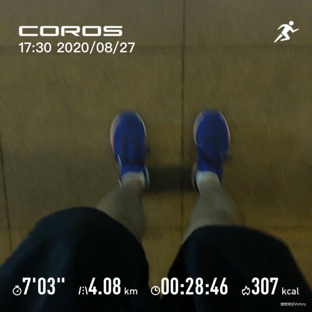 一双让我上脚一跑起来就联想到日系豪华车的慢跑鞋----美津浓WAVE SKY NEO测评