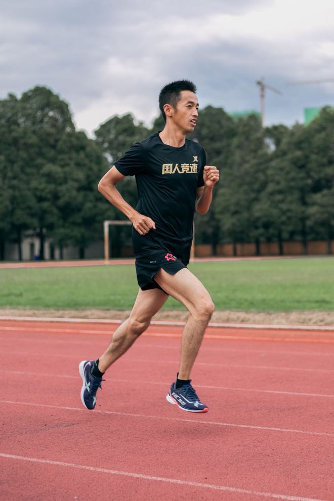 多伦马拉松赛 国人竞速的一次大考