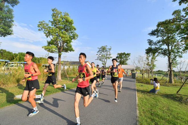 斯凯奇超强配速挑战赛 #较劲#“国马一姐” 全新GORUN SPEED ELITE跑鞋王者出击