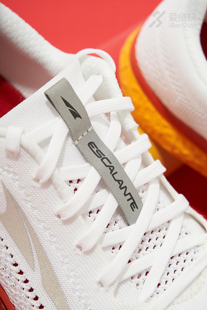 开箱｜ ALTRA ESCALANTE RACER 焕新色彩