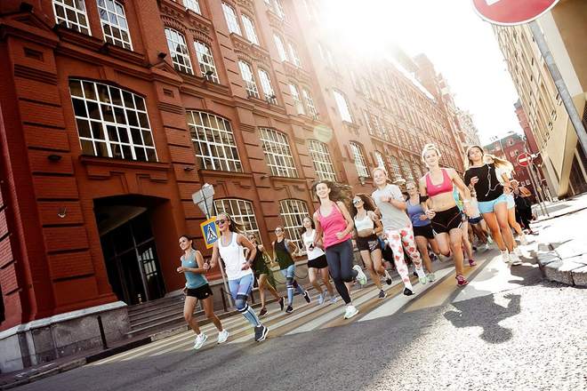 凭什么女式跑鞋就是小尺码的男鞋？