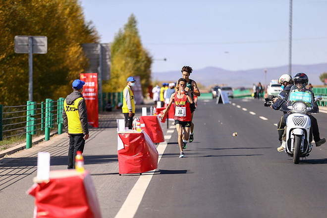 多伦马拉松赛 国人竞速的一次大考