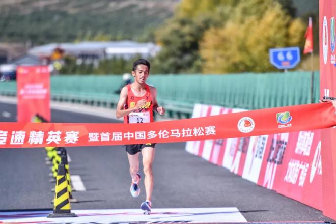 国人竞速精英赛粟国雄、窦发仙夺冠 武汉马拉松有望在下半年举办 | 跑圈十件事