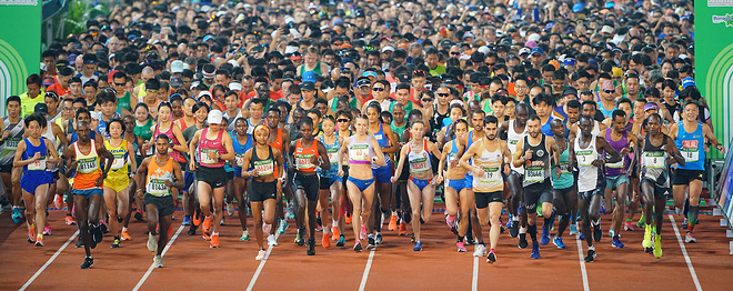 喜马拉雅极限越野游培泉100K夺冠 adidas发布adizero adios Pro | 跑圈十件事