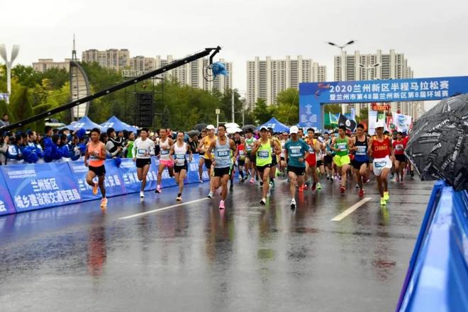 全国田径锦标赛圆满收官 兰州新区半马四人替跑受处罚 | 跑圈十件事