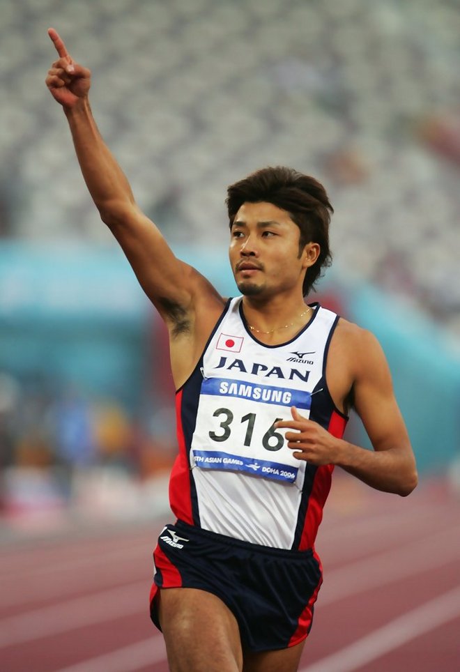 走着走着，怎么就顺拐了？