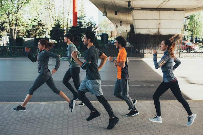 凭什么女式跑鞋就是小尺码的男鞋？