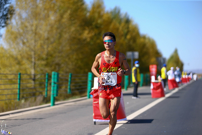多伦马拉松赛 国人竞速的一次大考