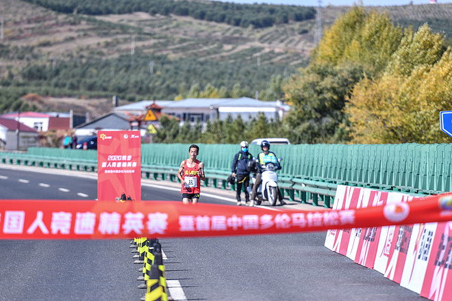 多伦马拉松赛 国人竞速的一次大考