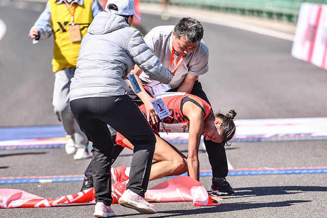 多伦马拉松赛 国人竞速的一次大考