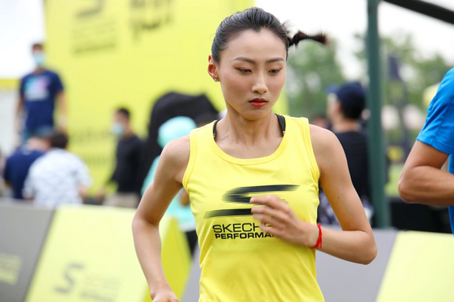 斯凯奇超强配速挑战赛 #较劲#“国马一姐” 全新GORUN SPEED ELITE跑鞋王者出击