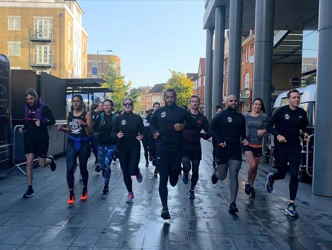 跑者亲述：至暗时刻里，跑步让我置之死地而后生