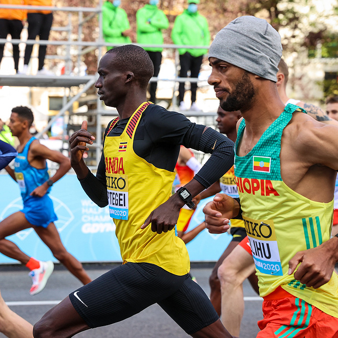 半马世锦赛 | 65分16秒！女子半马世界纪录再度被刷新！