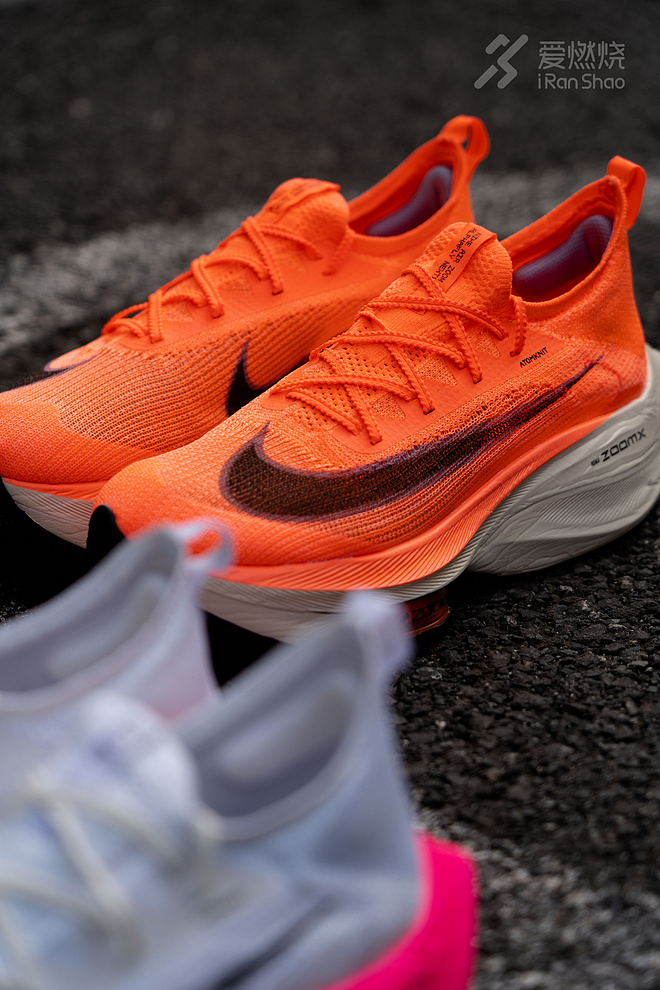 开箱 ｜从159到MANGO配色 NIKE AIR ZOOM ALPHAFLY NEXT% 未来是否更多色彩？