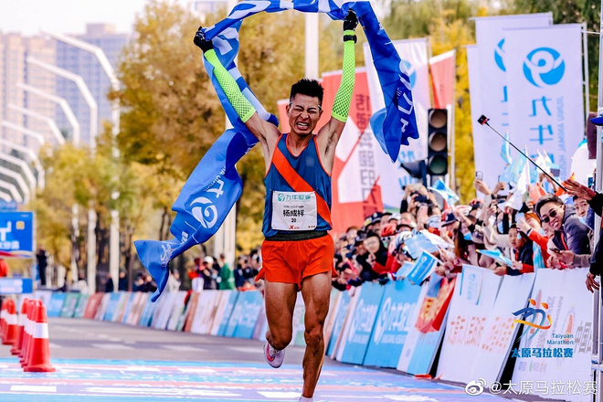 赛报｜太原精英马拉松男女双双破纪录 宁海、上海10公里相继落幕