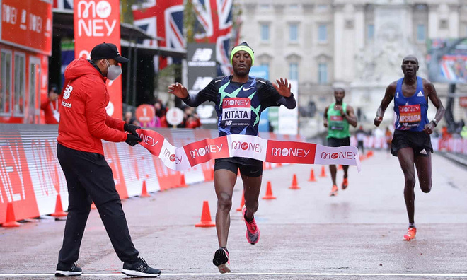 爆冷！基普乔格仅获2020伦马第8！小将Kitata夺冠！