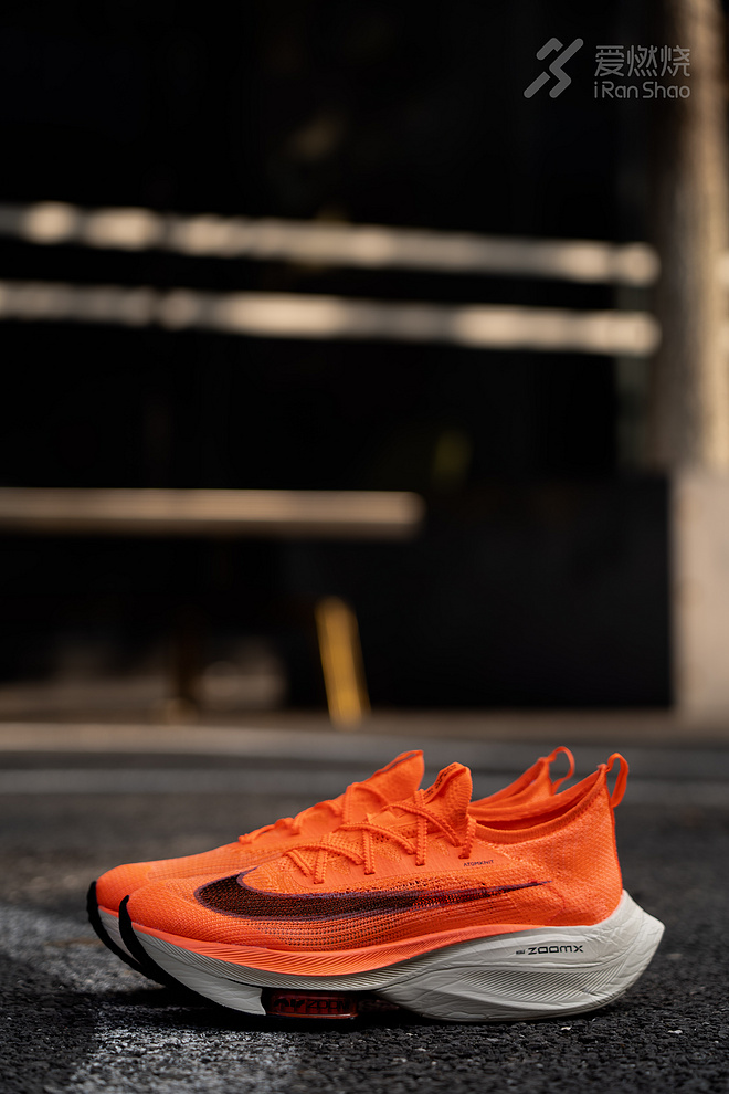 开箱 ｜从159到MANGO配色 NIKE AIR ZOOM ALPHAFLY NEXT% 未来是否更多色彩？