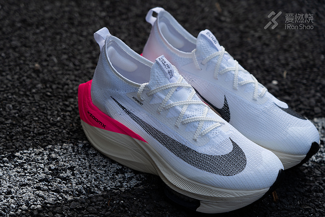 开箱 ｜从159到MANGO配色 NIKE AIR ZOOM ALPHAFLY NEXT% 未来是否更多色彩？