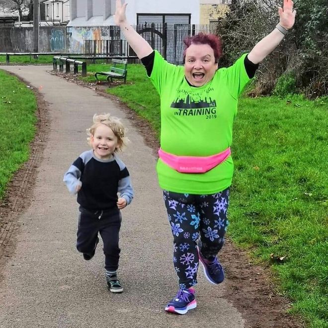 去年伦马跑了9小时的最后一名，决定再战一场