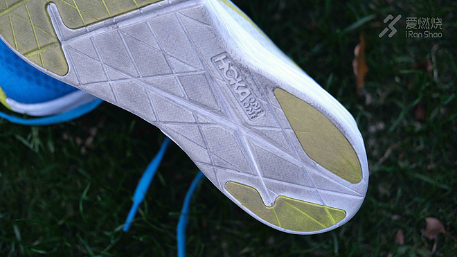 跑鞋｜火速前进 HOKA ONE ONE Rocket X