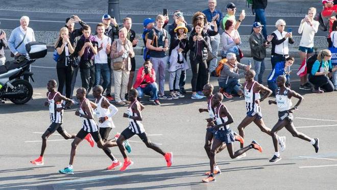 比赛中怎样跟跑能让自己的成绩更好？