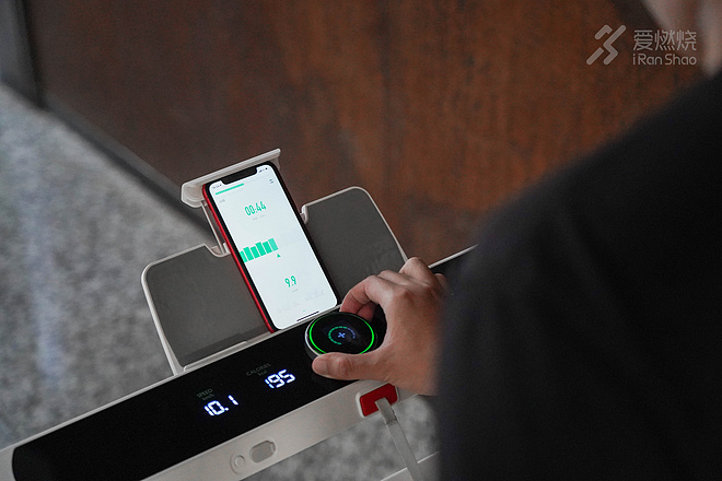 实不相瞒，我的教练是一台跑步机