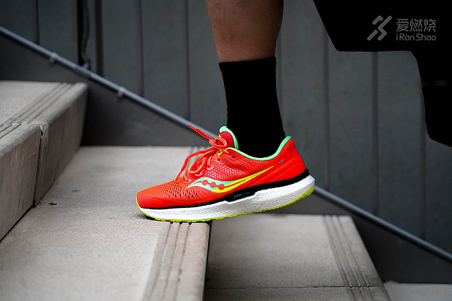 索康尼 Triumph 18  头等舱到底是什么感觉？