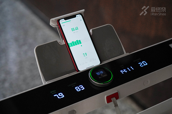 实不相瞒，我的教练是一台跑步机